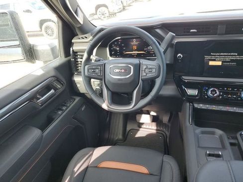 New 2026 GMC Sierra 2500 AT4 w/ AT4 Premium Plus Package AWD/4WD image 14