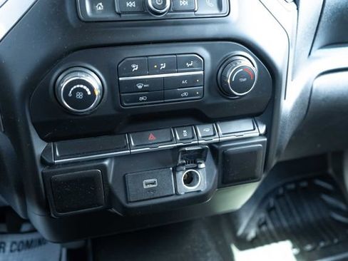 Used 2020 Chevrolet Silverado 2500 W/T RWD image 17