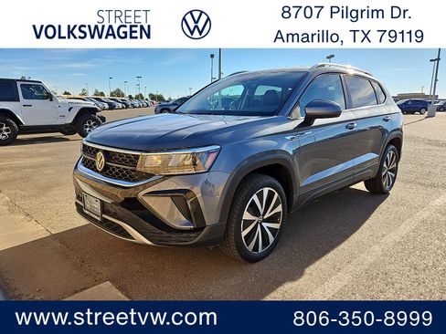 Certified 2023 Volkswagen Taos SE w/ Panoramic Sunroof Package image 1