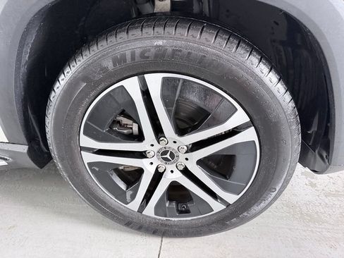 Used 2022 Mercedes-Benz GLS 450 4MATIC image 5