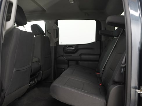 Used 2022 Chevrolet Silverado 1500 LT AWD/4WD image 15
