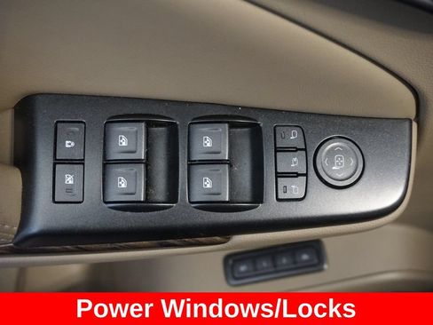 Used 2019 GMC Yukon XL SLT w/ Open Road Package RWD image 6
