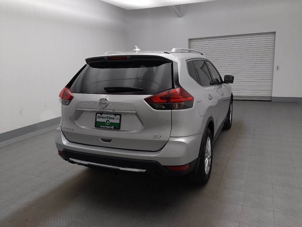 Used 2017 Nissan Rogue SV w/ SV Premium Package FWD image 7