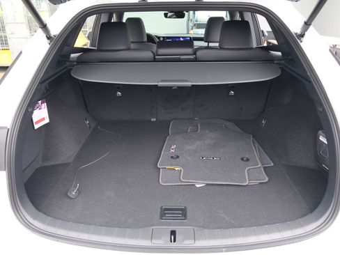 Certified 2026 Lexus RX 350h w/ Convenience Package image 37