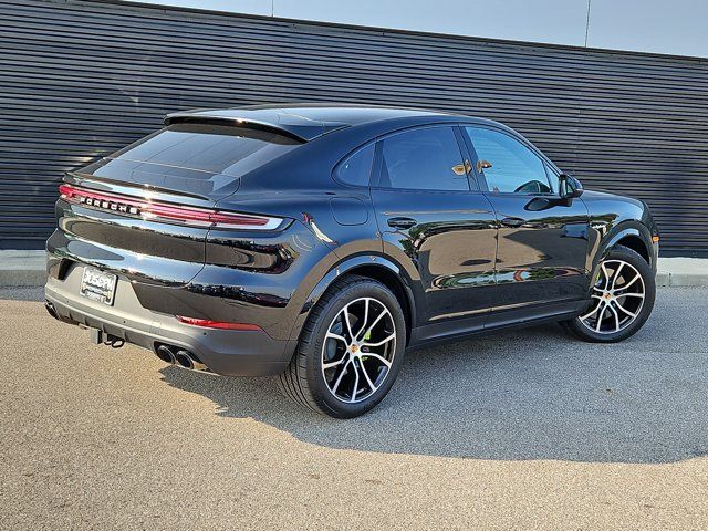 Certified 2026 Porsche Cayenne E-Hybrid Coupe AWD/4WD image 9