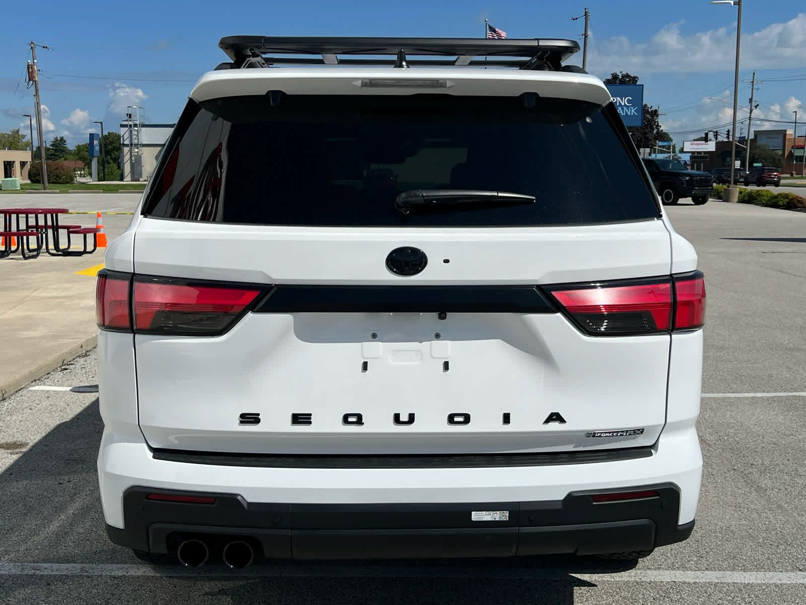 Used 2026 Toyota Sequoia TRD Pro AWD/4WD image 8
