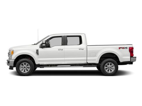 Used 2017 Ford F250 XLT AWD/4WD image 3