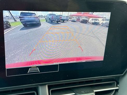 Used 2024 Chevrolet Trax LS FWD image 17