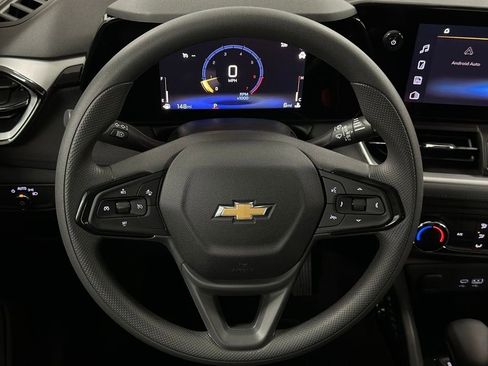 New 2026 Chevrolet TrailBlazer LS image 4