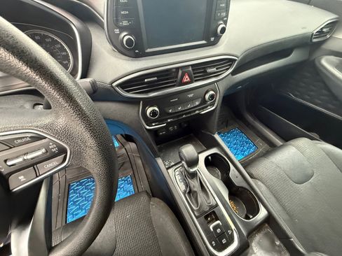 Used 2019 Hyundai Santa Fe SE image 7