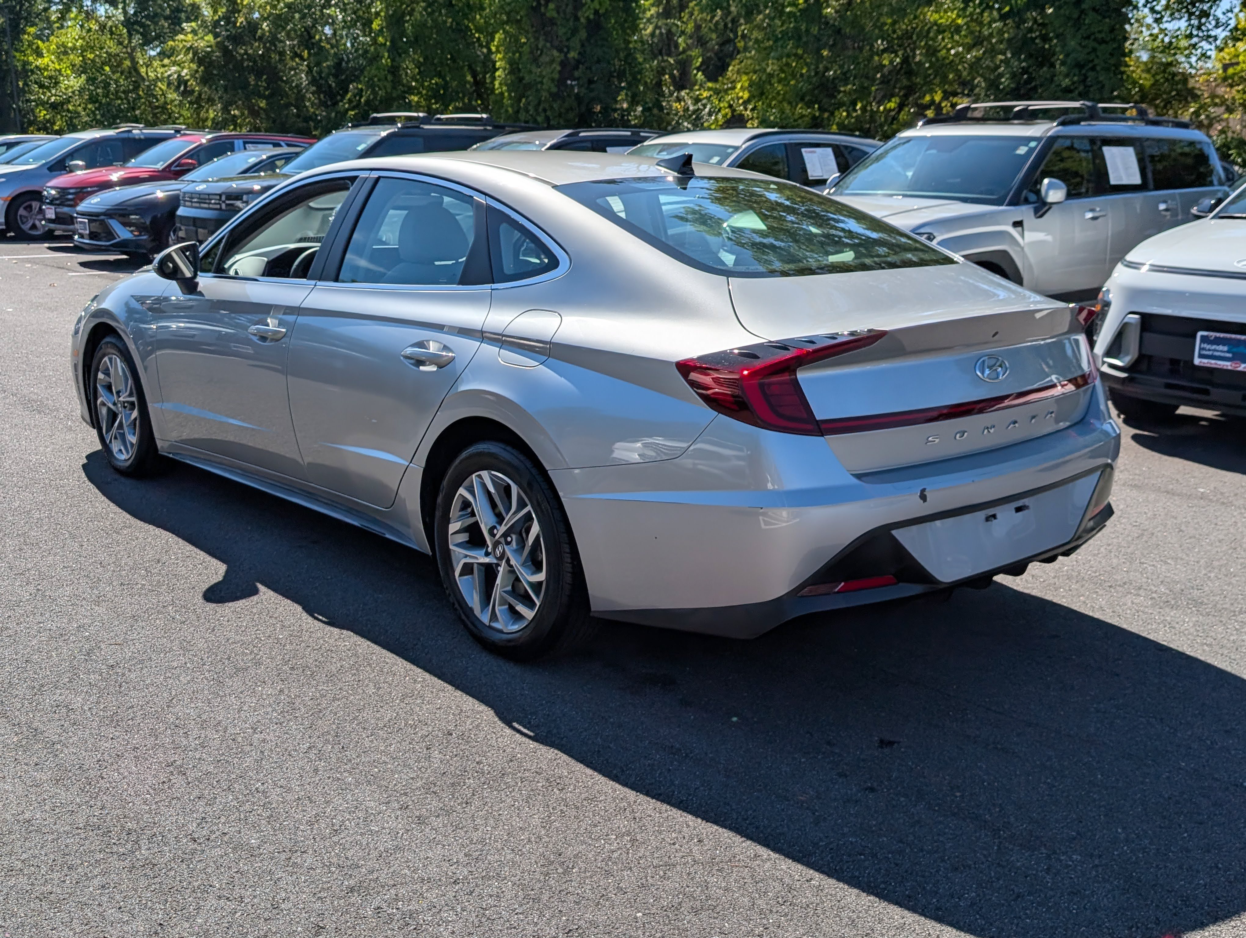 Used 2020 Hyundai Sonata SEL w/ Convenience Package FWD image 5
