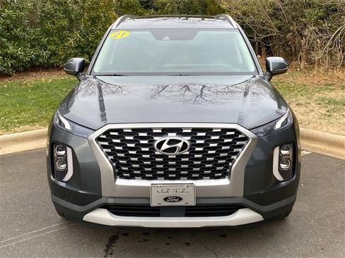 Used 2021 Hyundai Palisade SEL w/ Cargo Package image 2