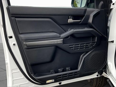 New 2026 Toyota Tacoma TRD Off-Road image 10