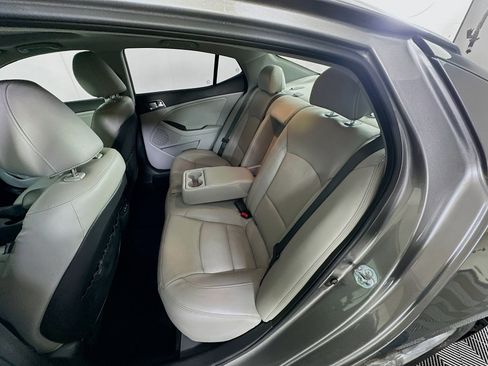 Used 2013 Kia Optima EX w/ Premium Pkg FWD image 29