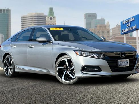Used 2018 Honda Accord Sport image 2