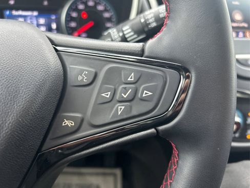 Used 2023 Chevrolet Equinox RS image 30