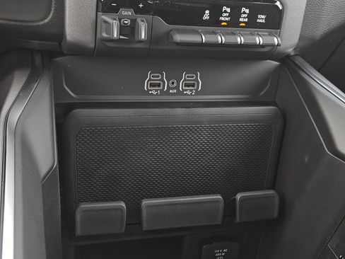New 2026 RAM 1500 4x4 Crew Cab image 28