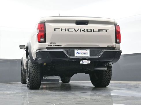 New 2026 Chevrolet Colorado ZR2 w/ Technology Package AWD/4WD image 46