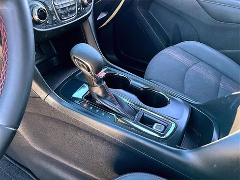 Used 2023 Chevrolet Equinox RS image 19