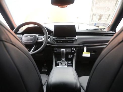 New 2026 Jeep Compass Limited w/ Sun, Sound & Navigation Group AWD/4WD image 24