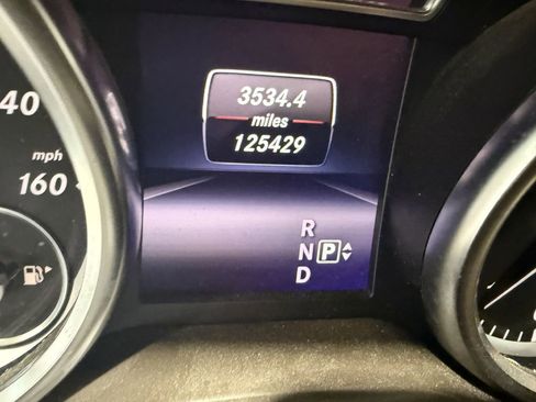 Used 2014 Mercedes-Benz GL 450 4MATIC image 10