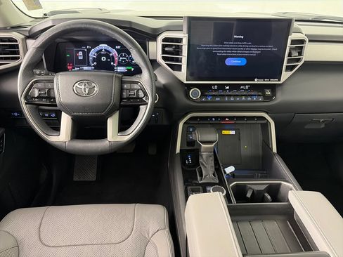 Used 2024 Toyota Tundra Limited AWD/4WD image 14