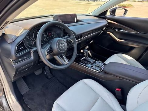 Certified 2025 MAZDA CX-30 2.5 Turbo w/ Premium Package image 8