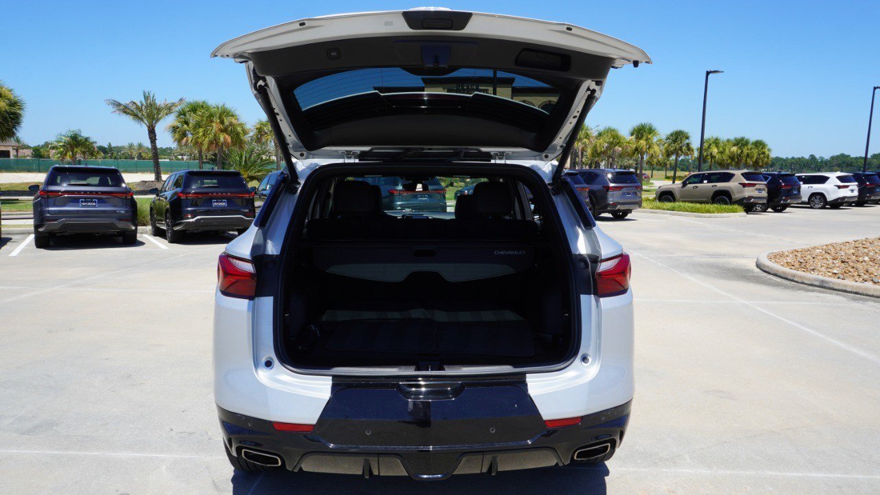 Used 2022 Chevrolet Blazer RS w/ Enhanced Convenience Package FWD image 37