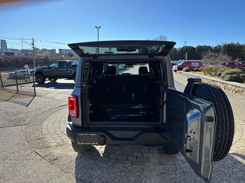 New 2025 Ford Bronco Big Bend image 11
