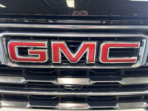 Used 2025 GMC Sierra 2500 AT4 w/ AT4 Premium Plus Package AWD/4WD image 10