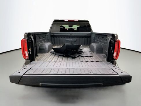 Used 2023 GMC Sierra 1500 AT4 image 27