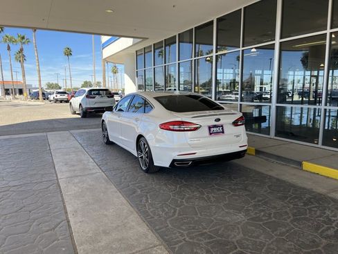Used 2019 Ford Fusion Titanium image 3