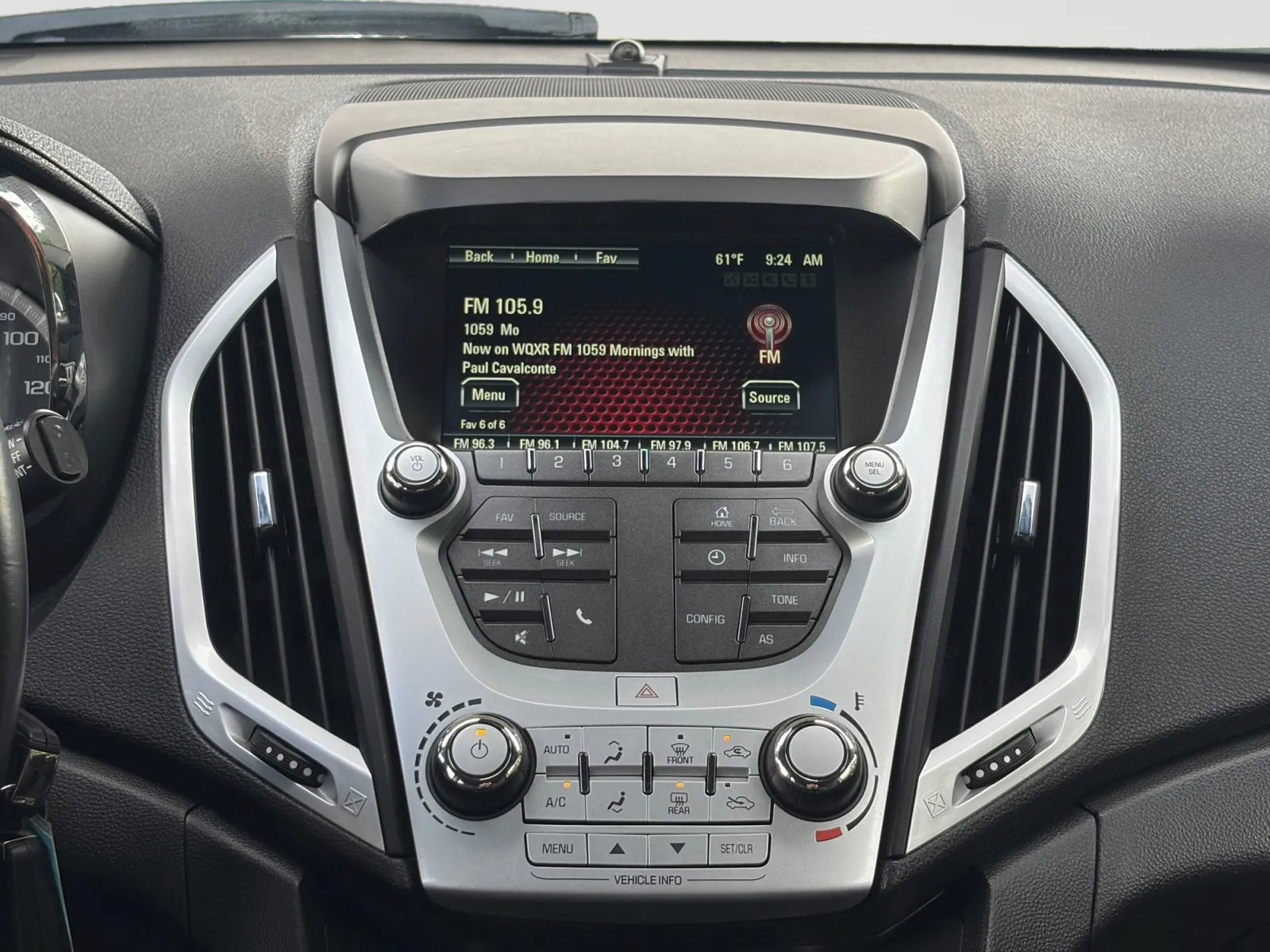 Used 2017 GMC Terrain SLE w/ Nightfall Package AWD/4WD image 23