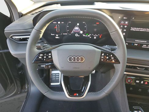 New 2025 Audi SQ5 Premium Plus image 22