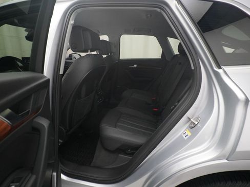 Used 2023 Audi Q5 2.0T Premium AWD/4WD image 16