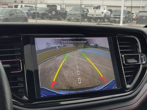 Used 2024 Dodge Durango GT image 25