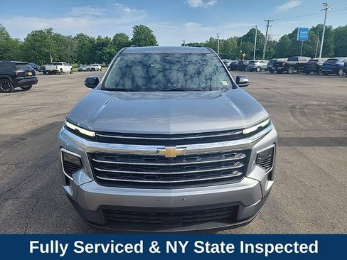 Used 2026 Chevrolet Traverse LT AWD/4WD image 8