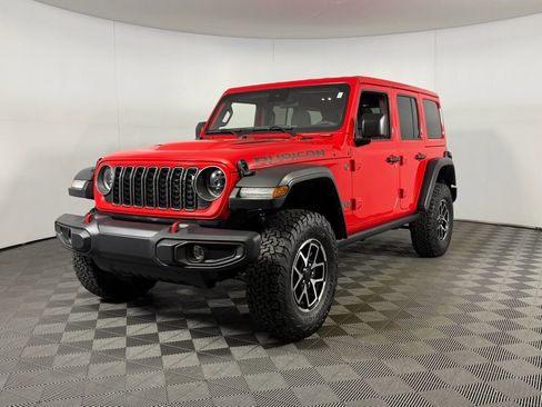 Certified 2025 Jeep Wrangler Unlimited Rubicon image 3