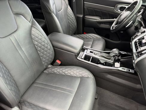 Certified 2023 Kia Sorento SX AWD/4WD image 10