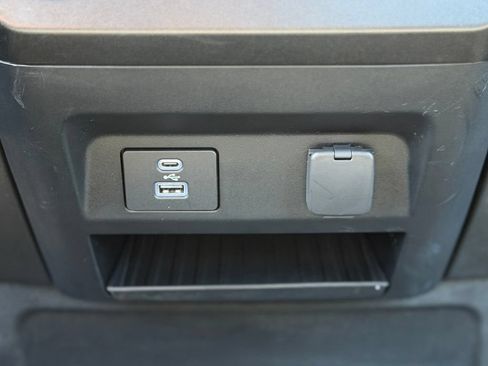 Used 2020 Ford F250 XL w/ STX Appearance Package AWD/4WD image 16