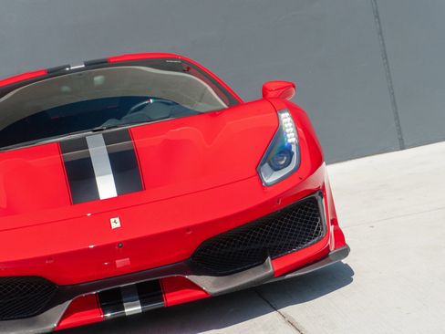 Used 2019 Ferrari 488 Pista Coupe RWD image 25