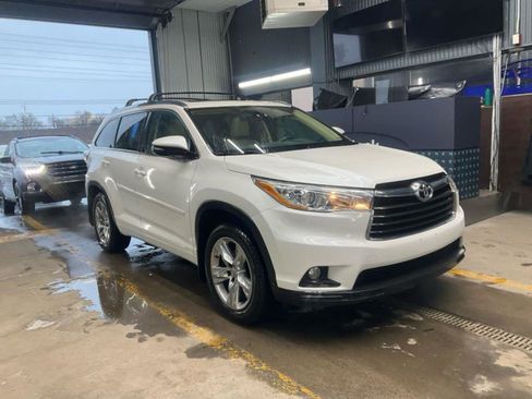 Used 2015 Toyota Highlander Limited Platinum image 6