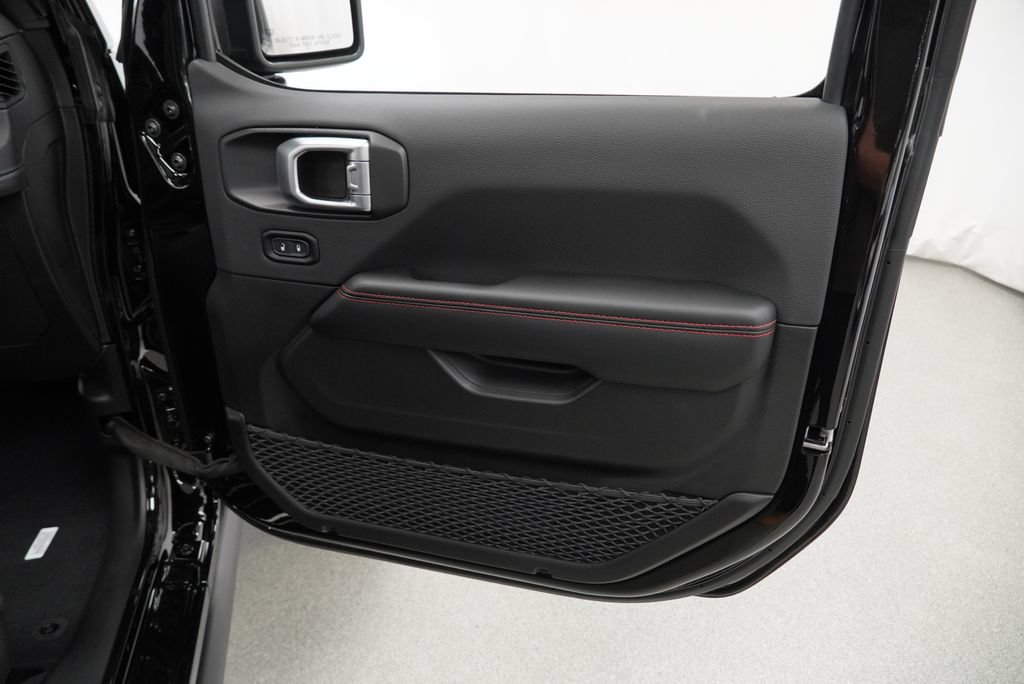 New 2026 Jeep Wrangler Unlimited Rubicon AWD/4WD image 33