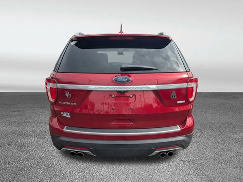 Used 2019 Ford Explorer Platinum image 8