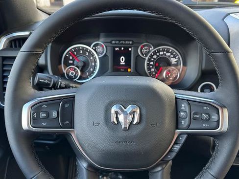 New 2026 RAM 1500 Big Horn AWD/4WD image 18