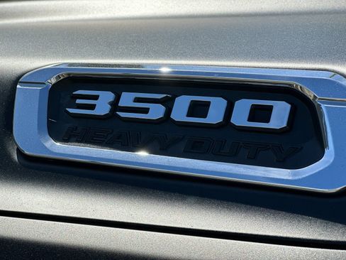 Used 2019 RAM 3500 Laramie image 26