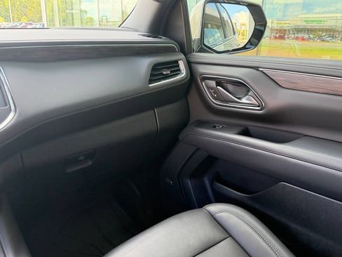 Used 2023 Chevrolet Tahoe Z71 AWD/4WD image 30