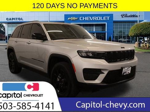 Used 2025 Jeep Grand Cherokee Altitude AWD/4WD image 1