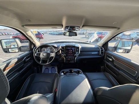 Used 2024 RAM 2500 Laramie image 13