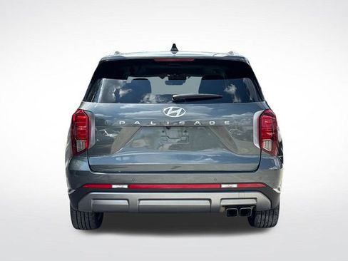 Used 2023 Hyundai Palisade Limited FWD image 4